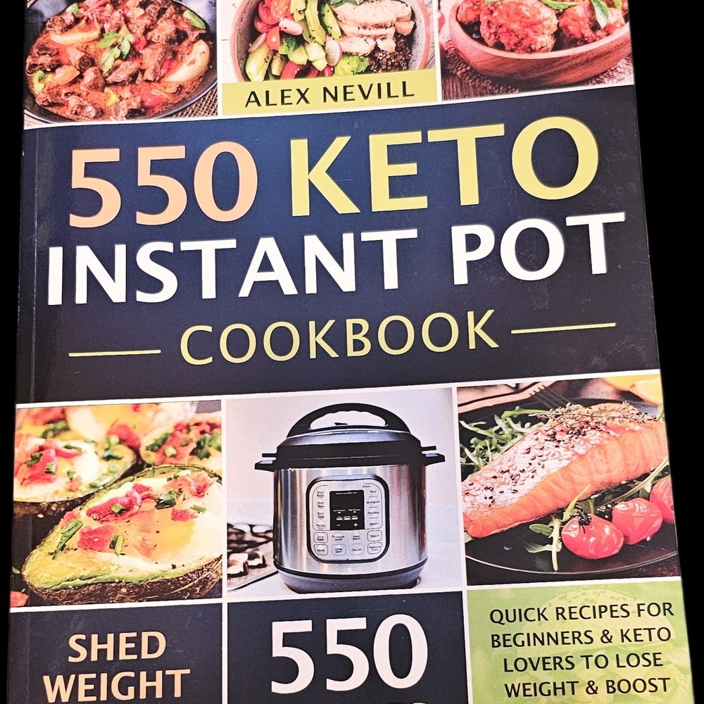 550 Keto Instant Pot Cookbook - Blue Cover